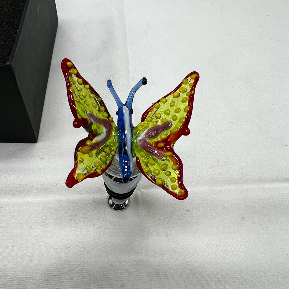 Two’s Company Art Glass/metal Bottle Stopper Butterfly 4"H— NIB